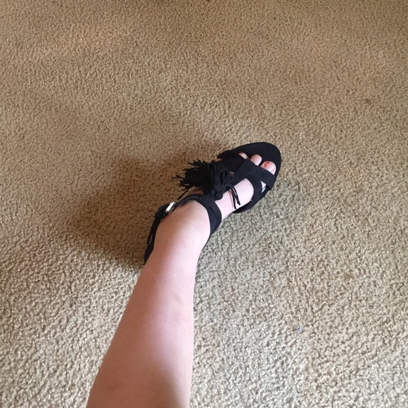 Only worn once black fringe heels - Picture 3 of 4